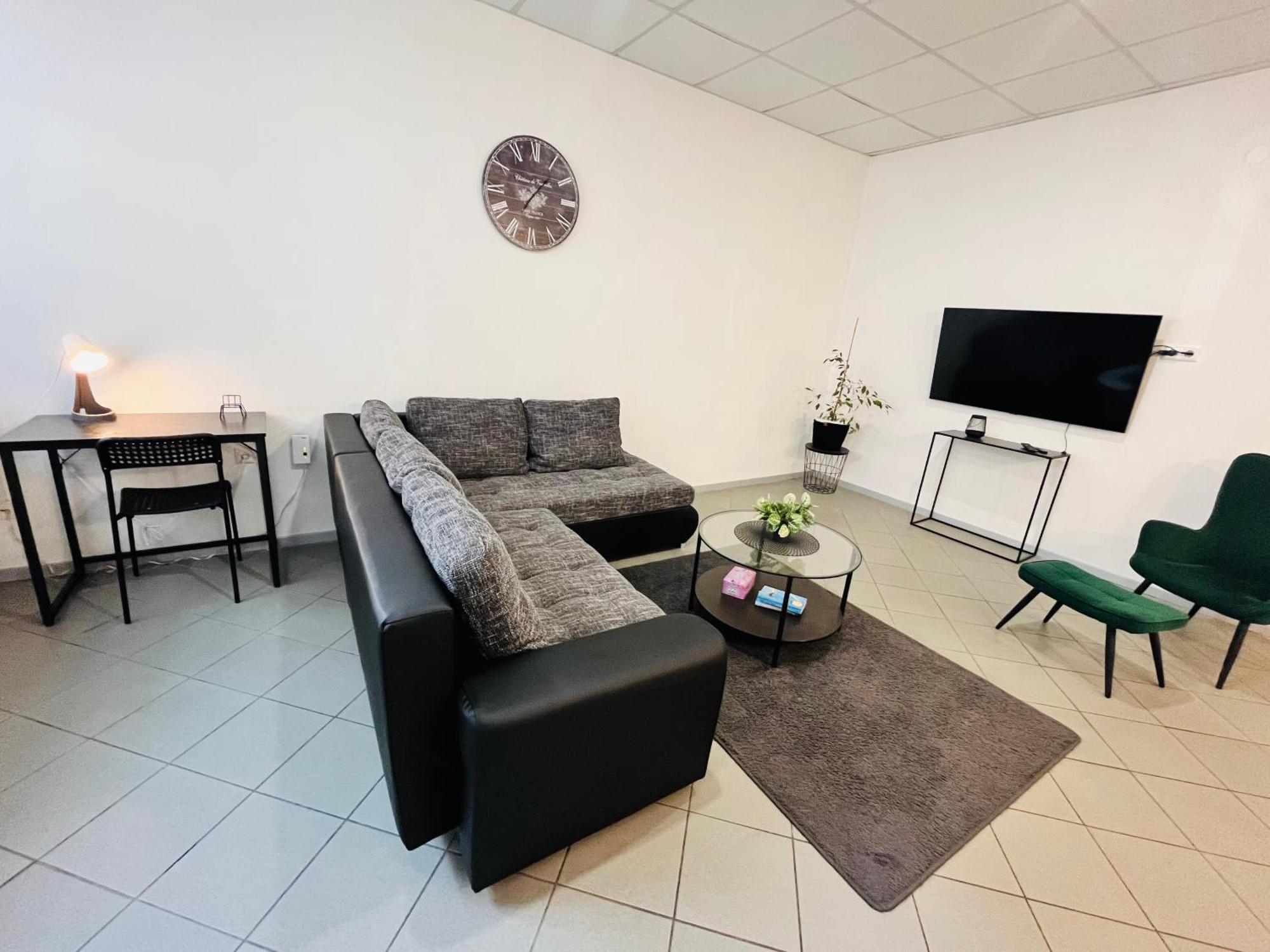Lejlighed 10d 55qm Wi-fi Free Parking Calm Back House